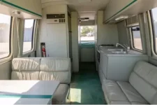 TZE167V102186 interior.webp