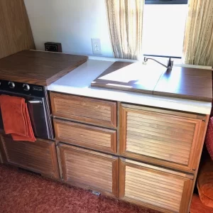 1977 Kingsley Kitchen