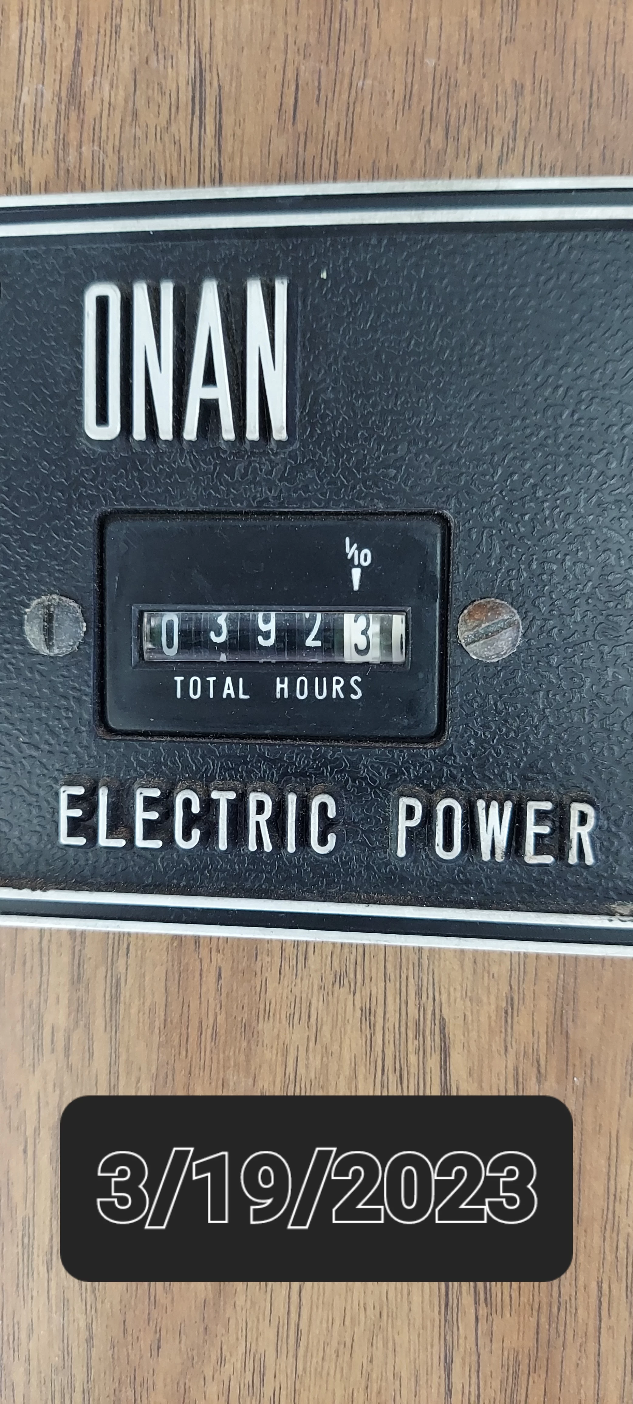 broken hour meter