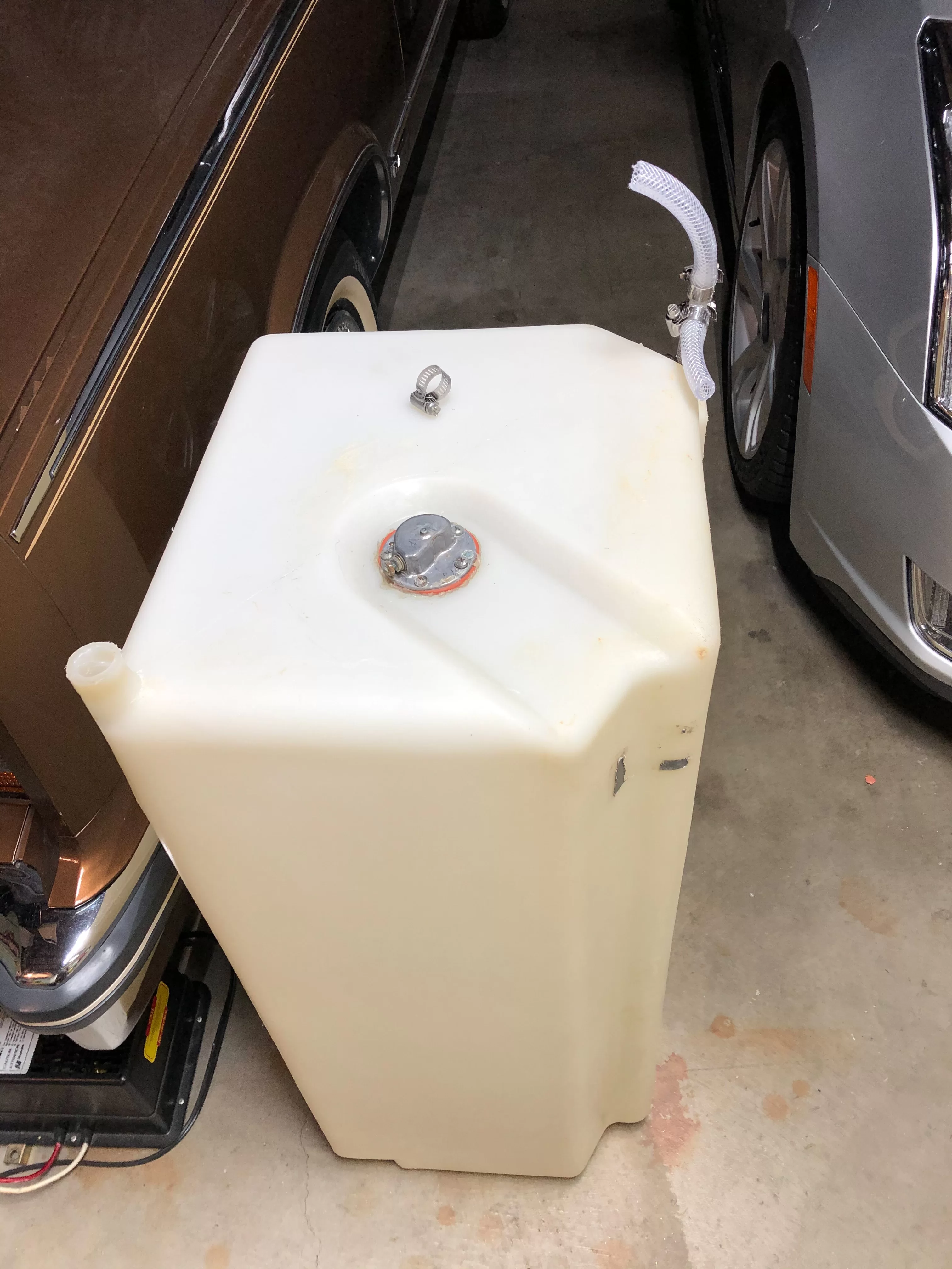 Fresh Water Tank